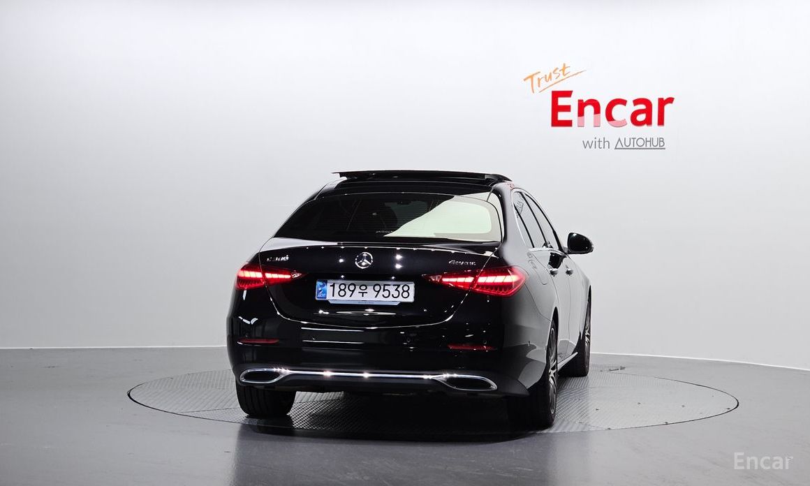  Mercedes-Benz C-Class