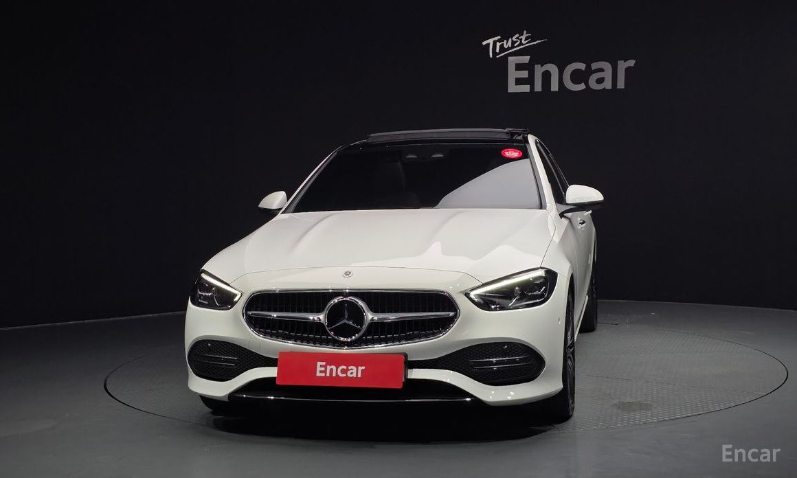  Mercedes-Benz C-Class