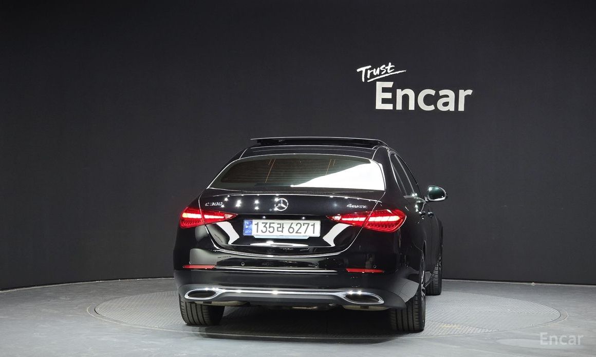  Mercedes-Benz C-Class