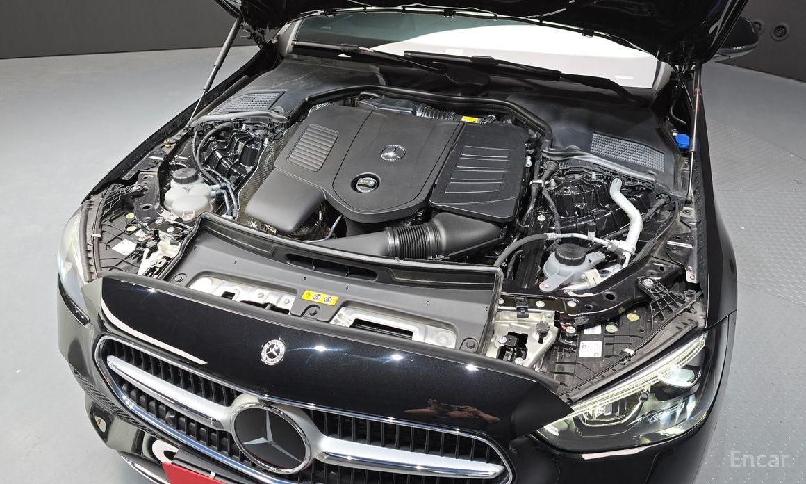  Mercedes-Benz C-Class