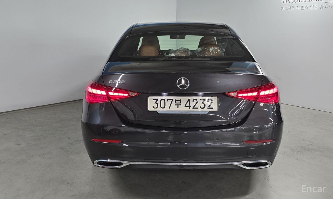  Mercedes-Benz C-Class