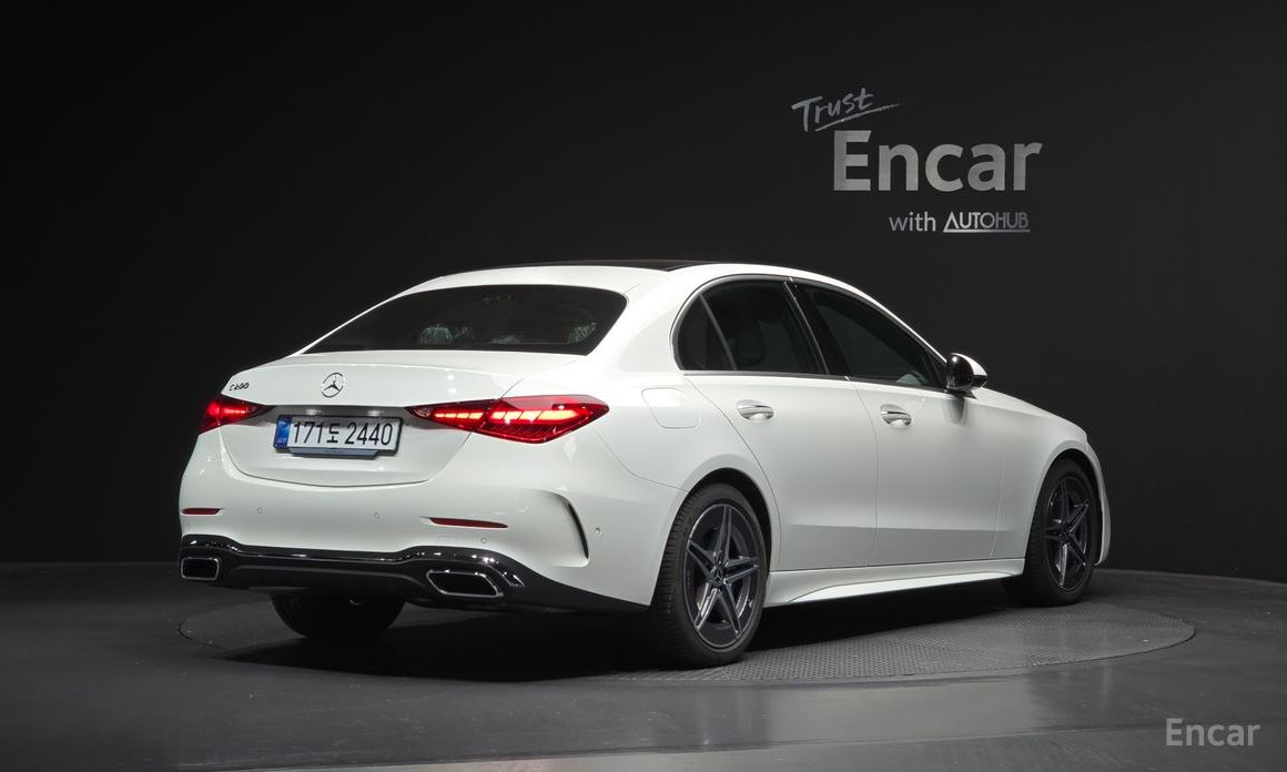  Mercedes-Benz C-Class