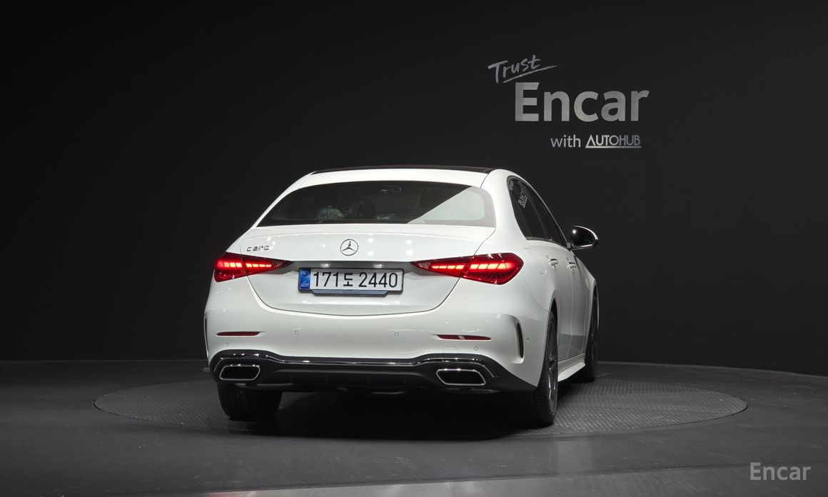  Mercedes-Benz C-Class