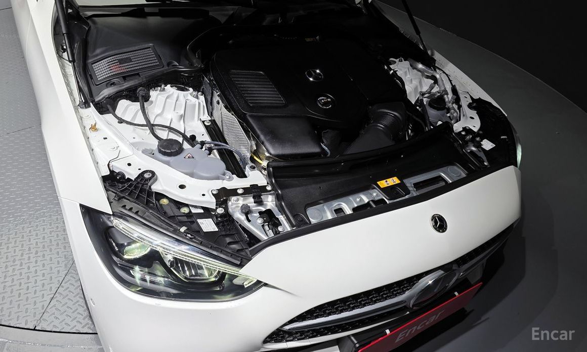  Mercedes-Benz C-Class