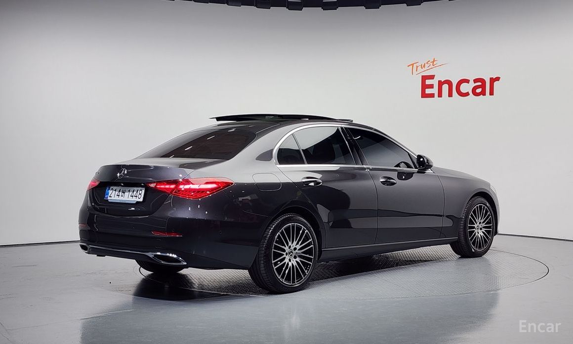  Mercedes-Benz C-Class