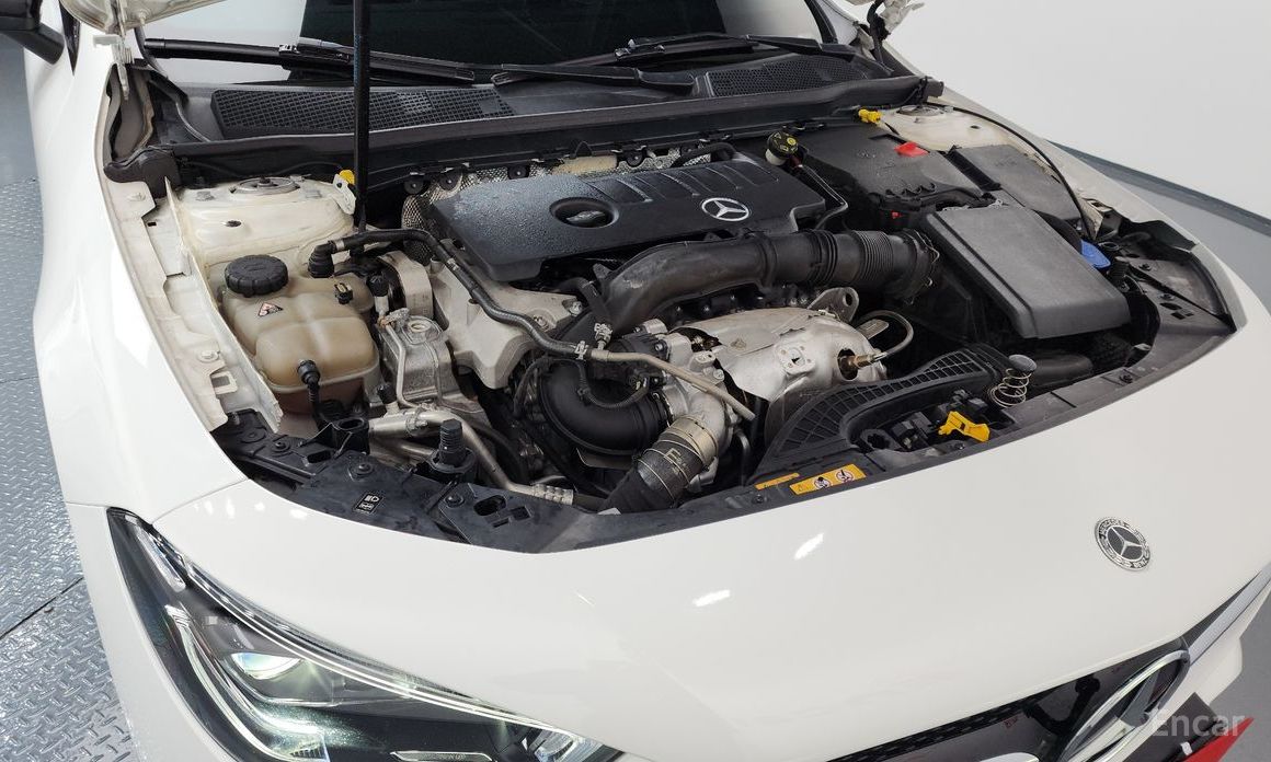  Mercedes-Benz CLA-Class