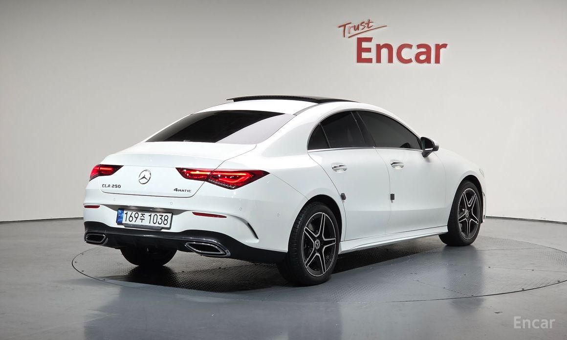  Mercedes-Benz CLA-Class