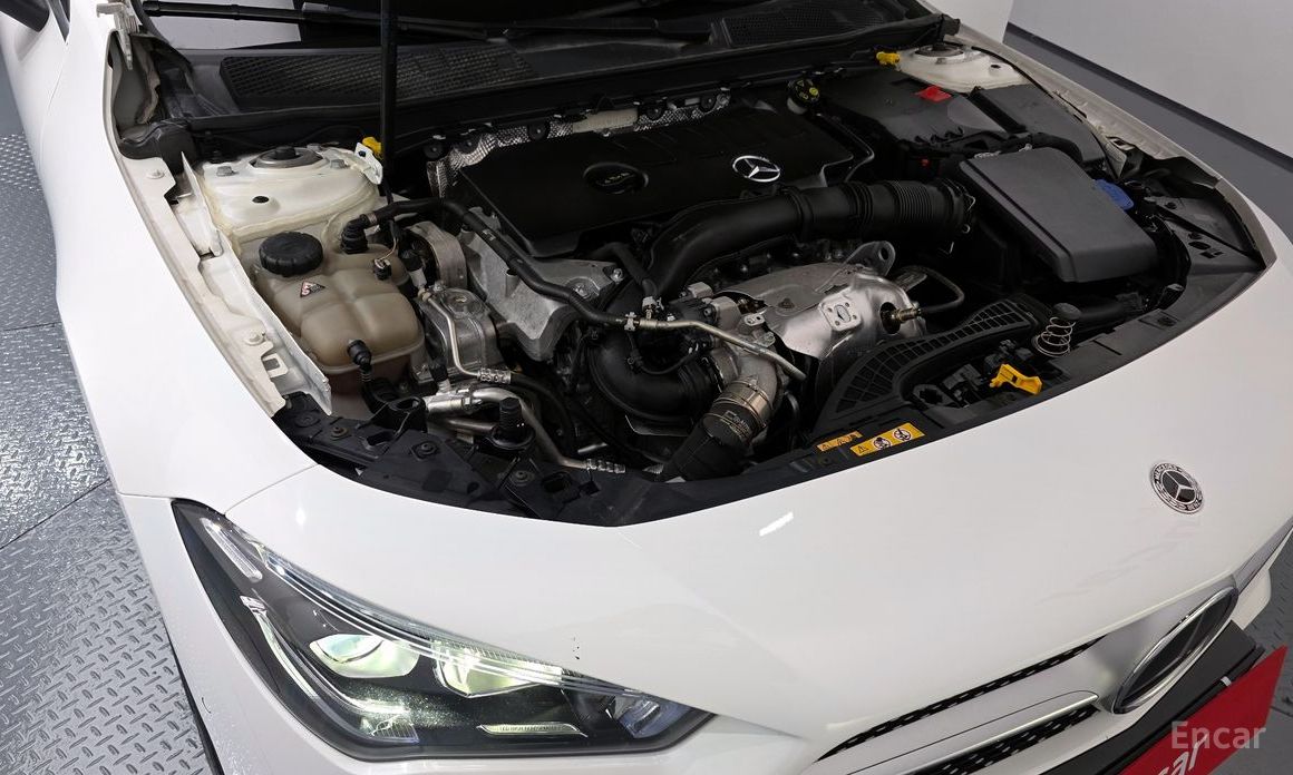  Mercedes-Benz CLA-Class