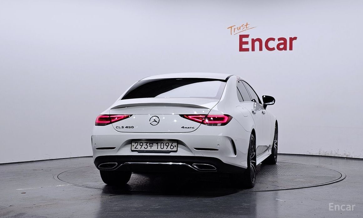  Mercedes-Benz CLS-Class