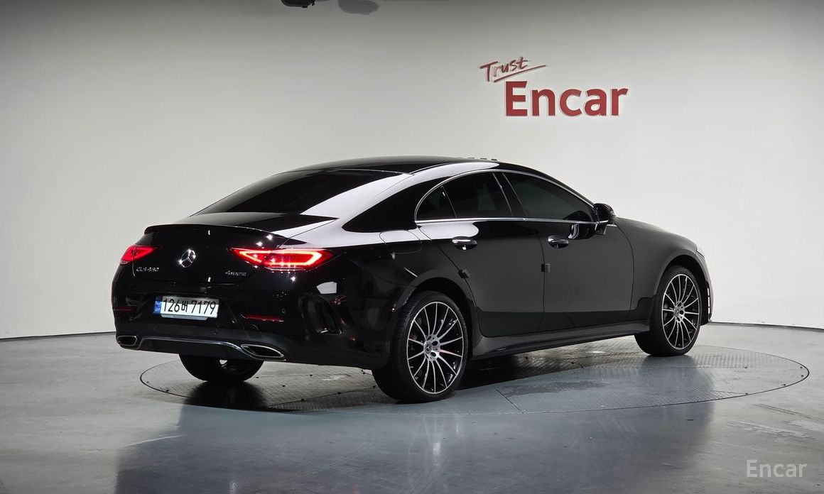  Mercedes-Benz CLS-Class