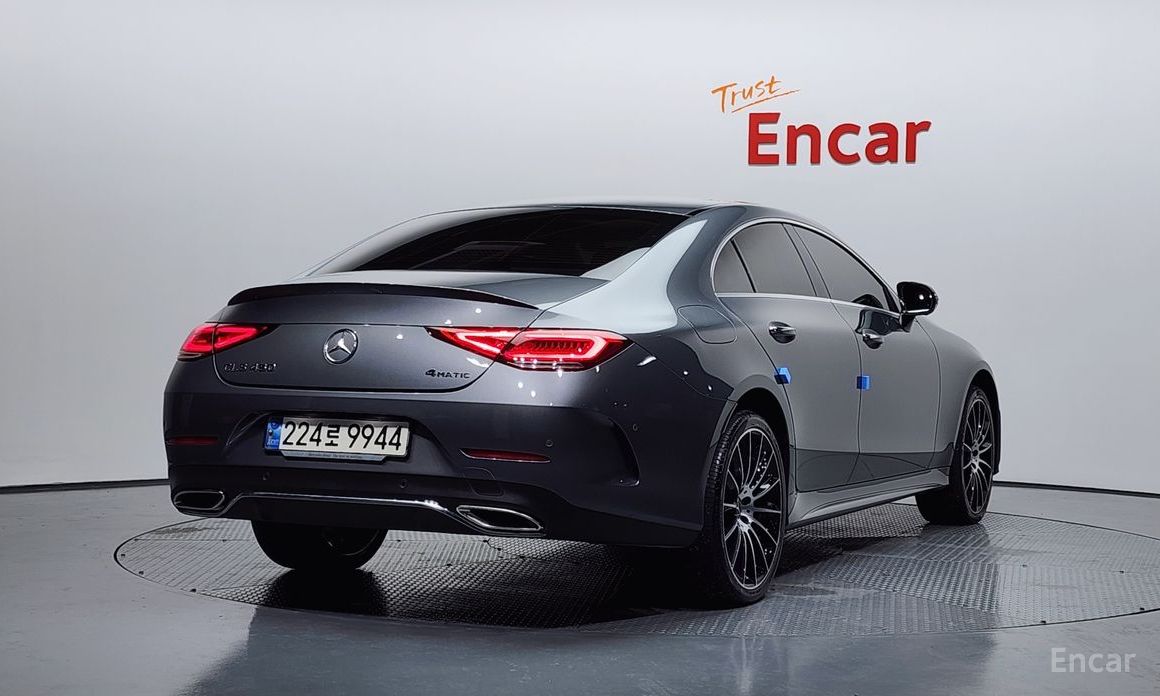  Mercedes-Benz CLS-Class