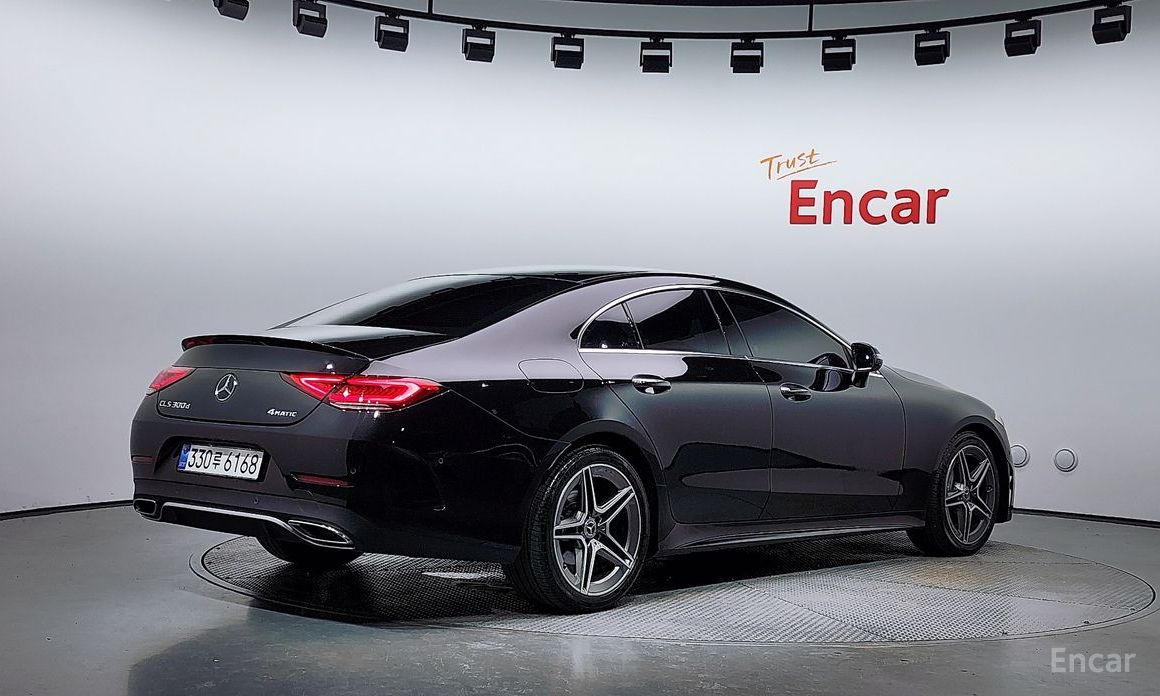  Mercedes-Benz CLS-Class