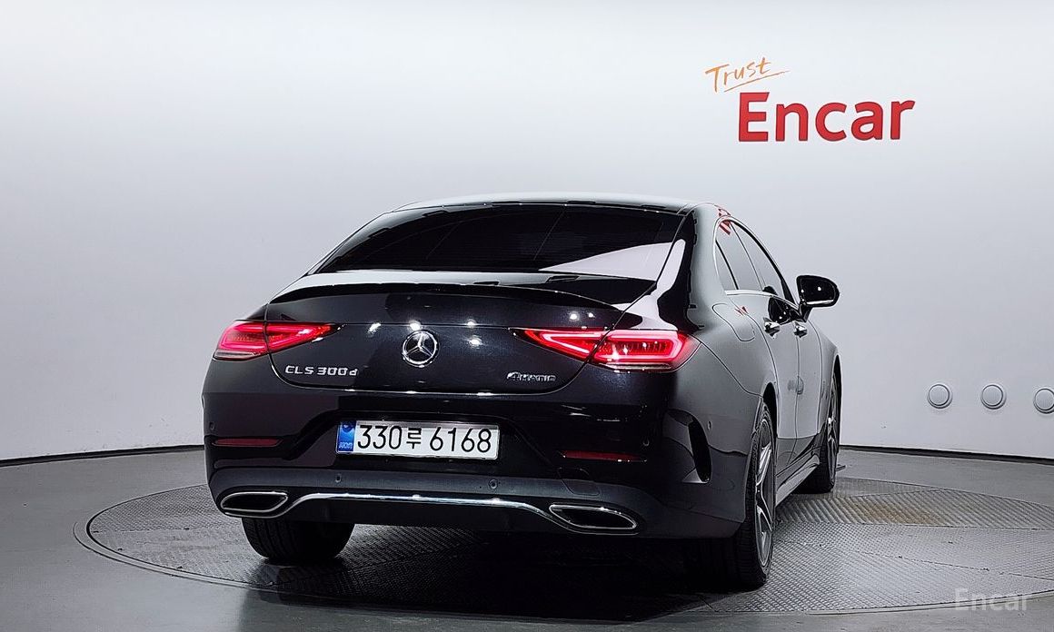  Mercedes-Benz CLS-Class