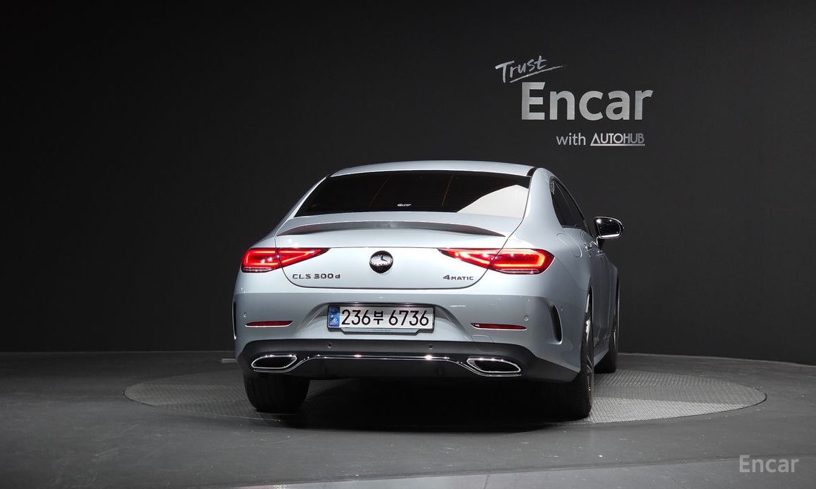  Mercedes-Benz CLS-Class