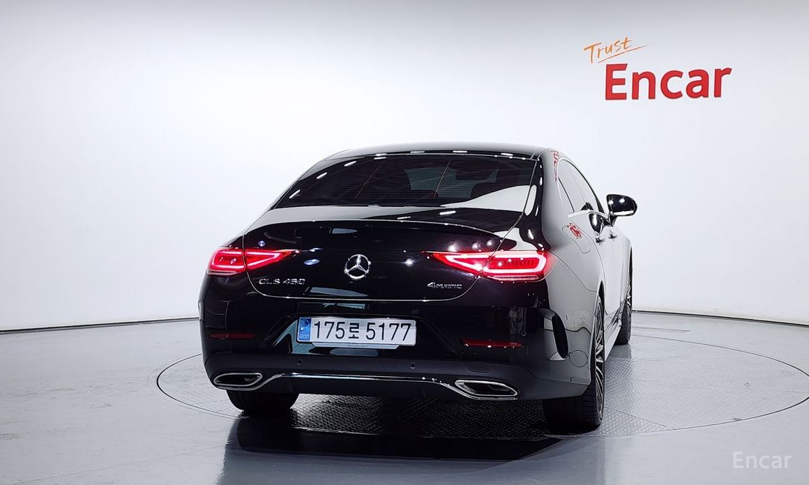  Mercedes-Benz CLS-Class