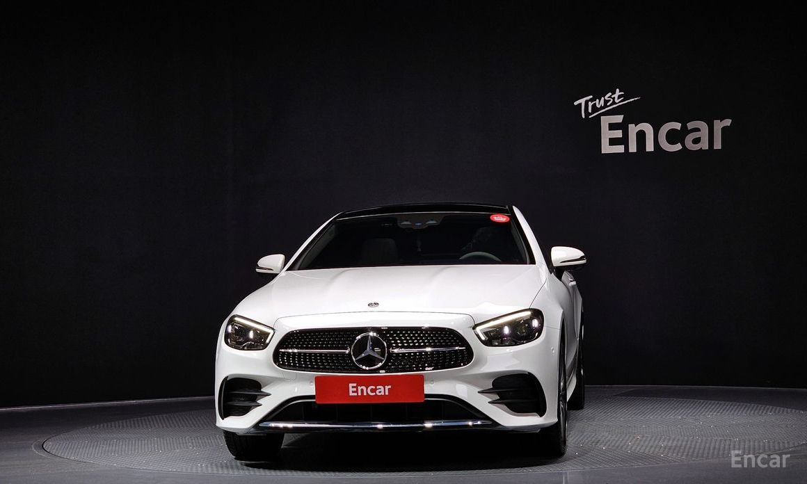  Mercedes-Benz E-Class