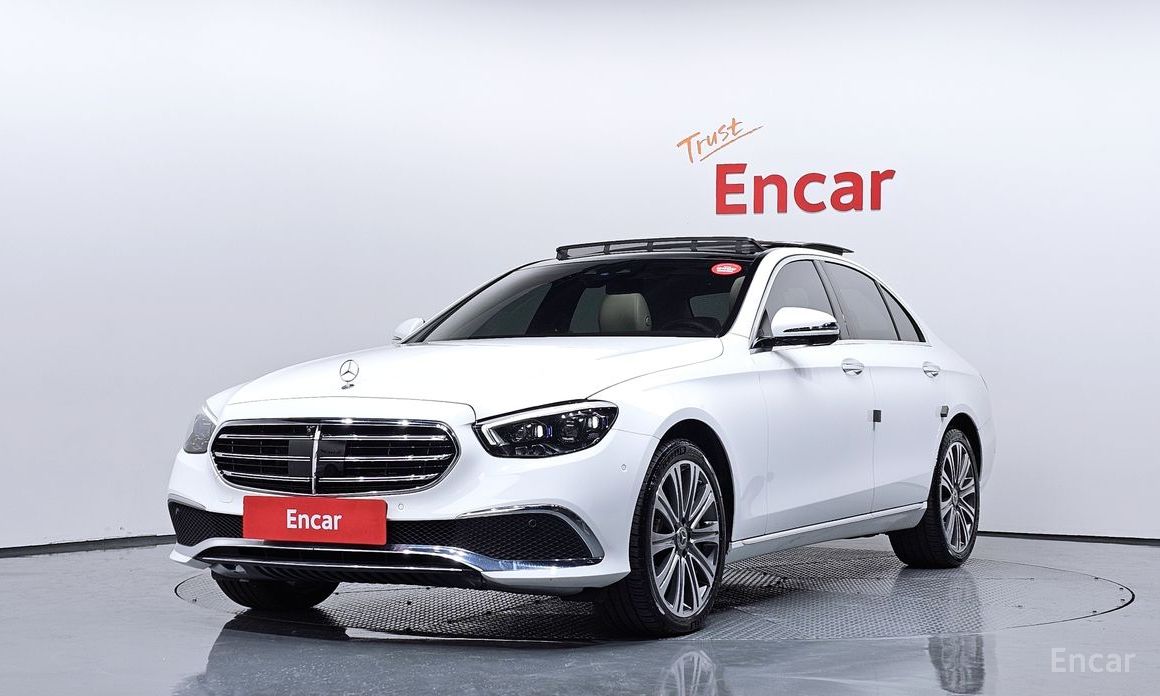  Mercedes-Benz E-Class