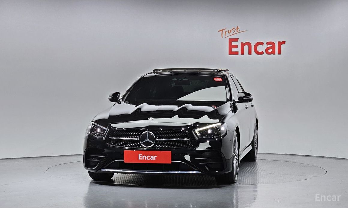  Mercedes-Benz E-Class