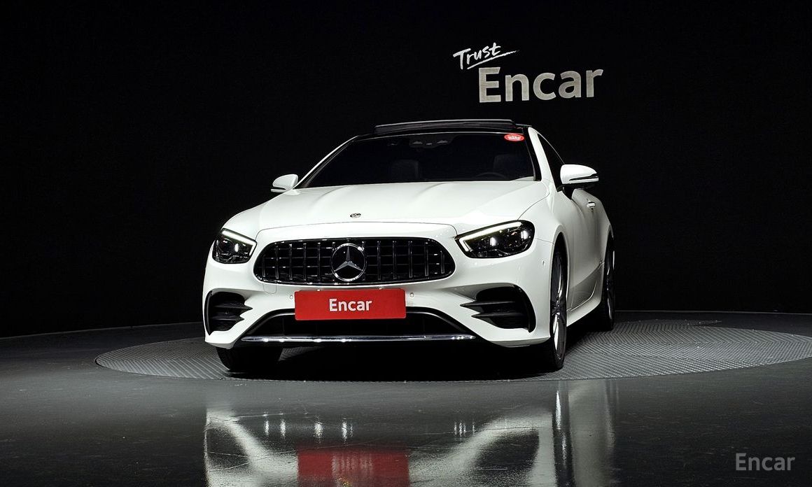  Mercedes-Benz E-Class