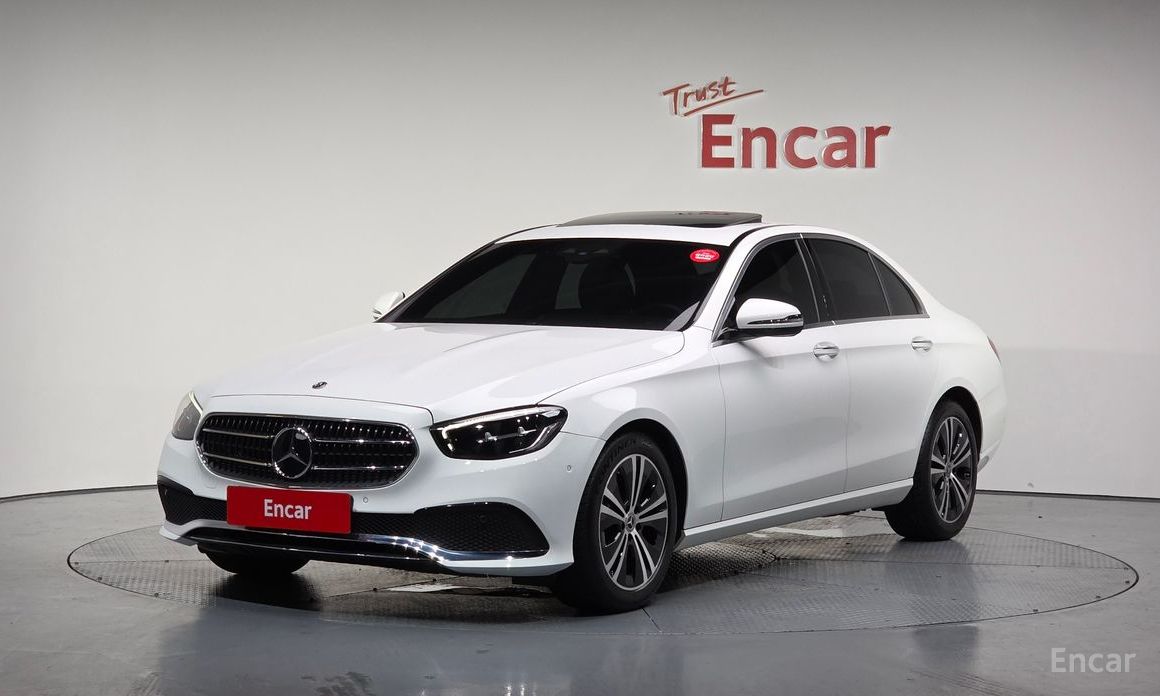  Mercedes-Benz E-Class