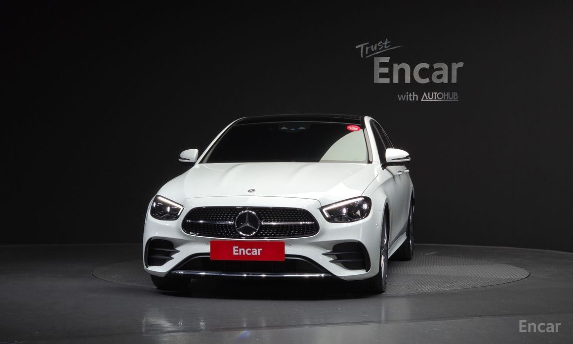  Mercedes-Benz E-Class