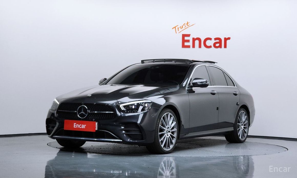  Mercedes-Benz E-Class