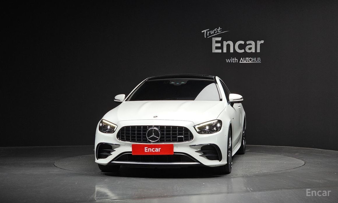  Mercedes-Benz E-Class