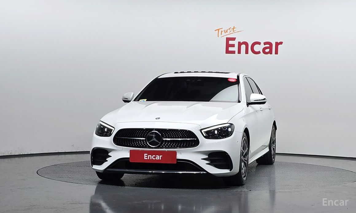  Mercedes-Benz E-Class