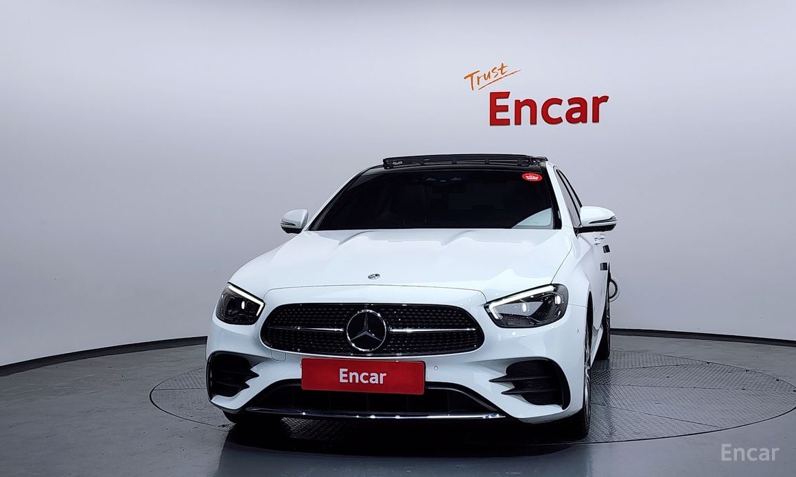  Mercedes-Benz E-Class