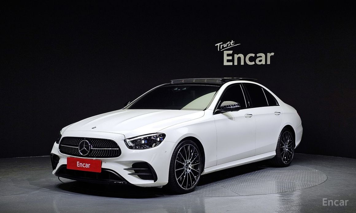  Mercedes-Benz E-Class