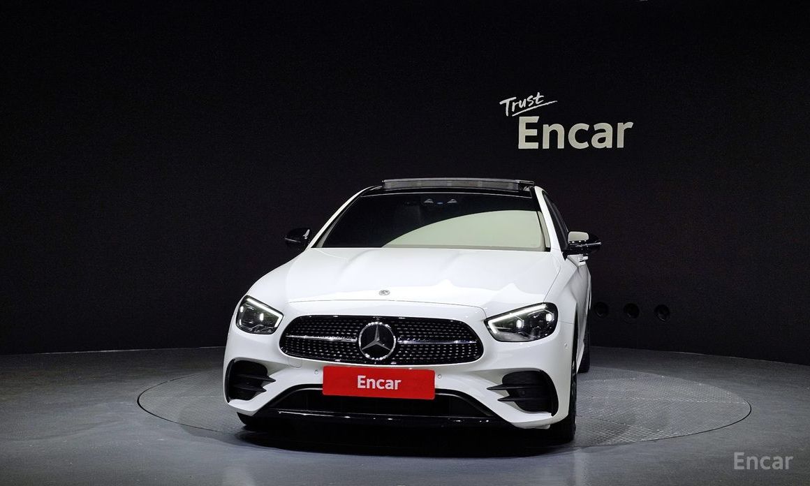  Mercedes-Benz E-Class