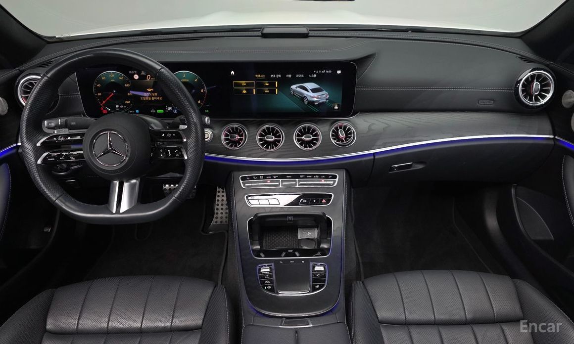  Mercedes-Benz E-Class