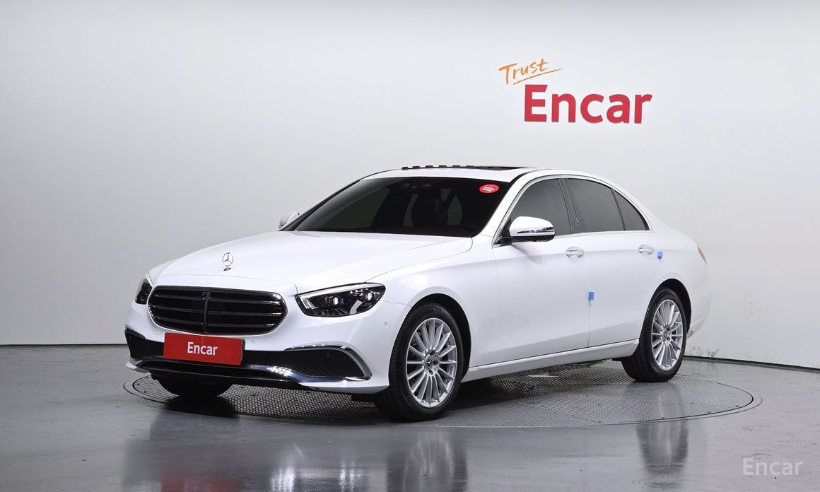  Mercedes-Benz E-Class