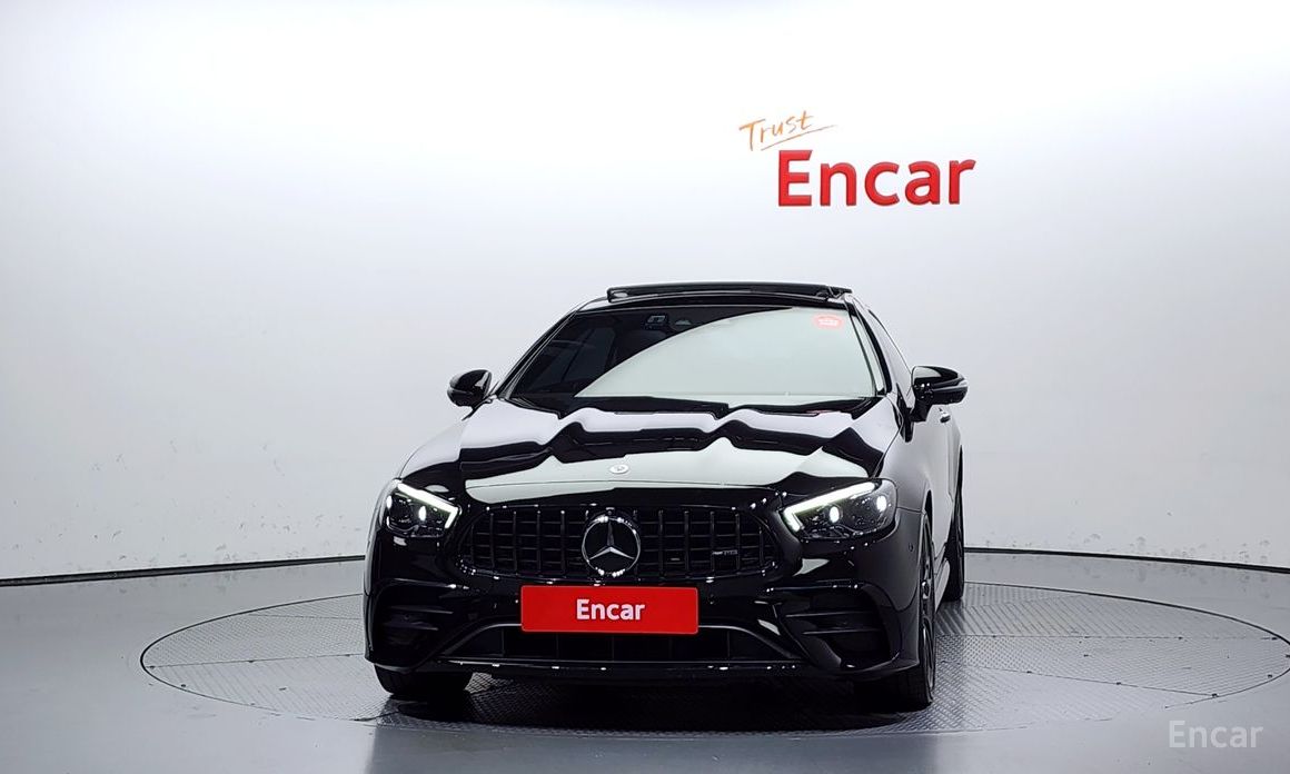  Mercedes-Benz E-Class