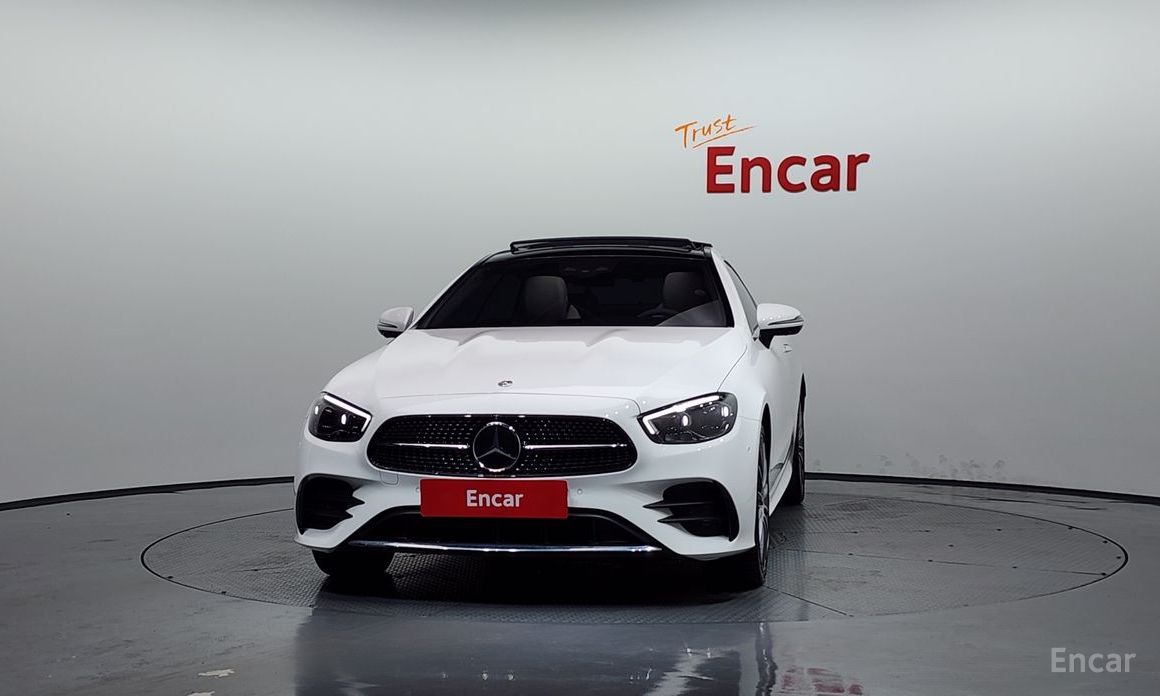  Mercedes-Benz E-Class