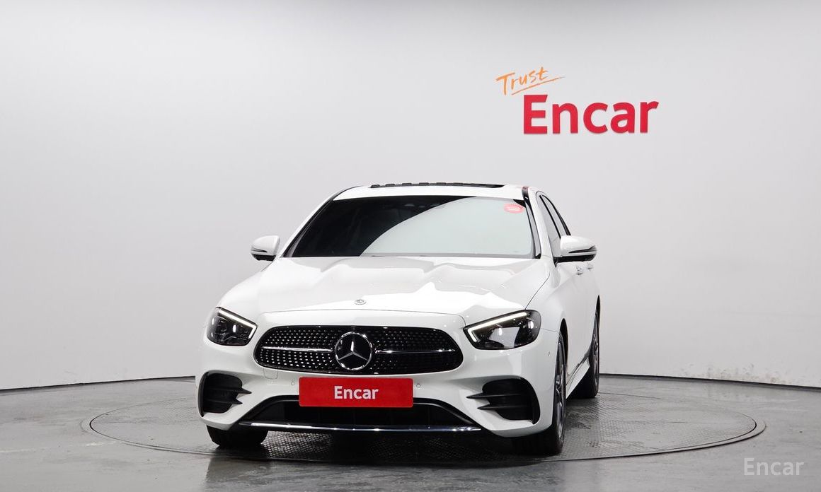  Mercedes-Benz E-Class