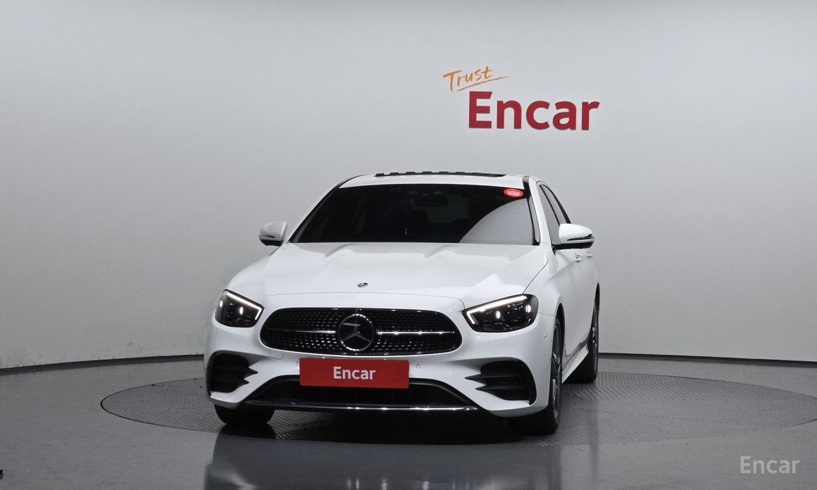  Mercedes-Benz E-Class