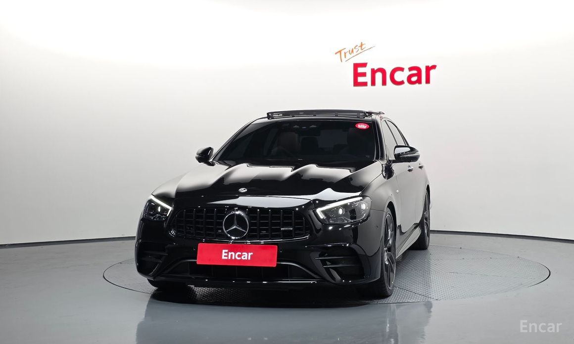  Mercedes-Benz E-Class