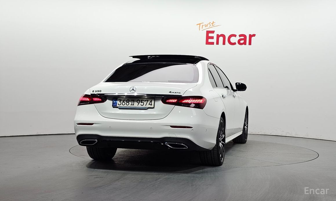  Mercedes-Benz E-Class