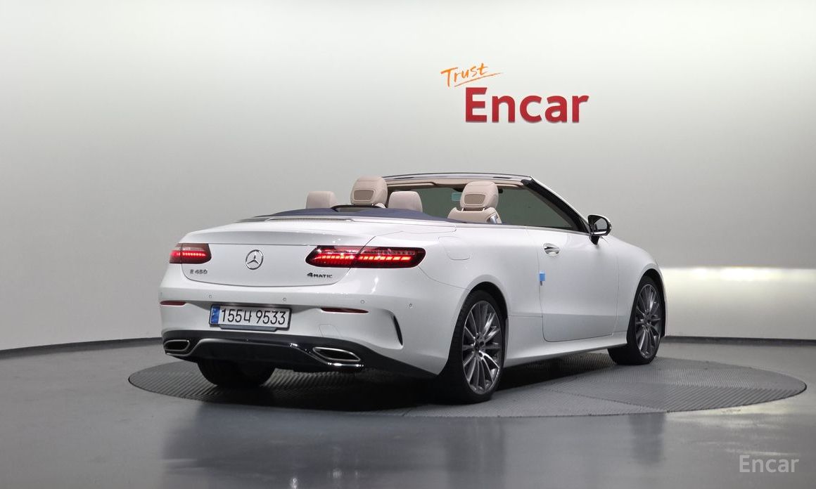  Mercedes-Benz E-Class