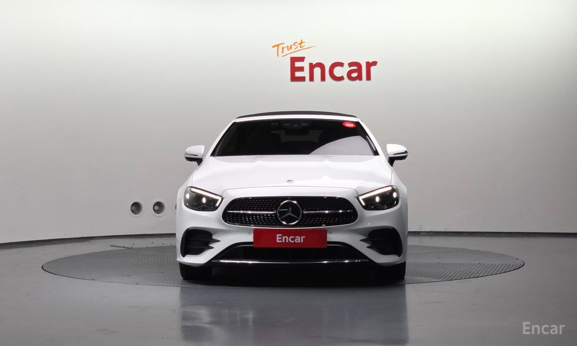  Mercedes-Benz E-Class