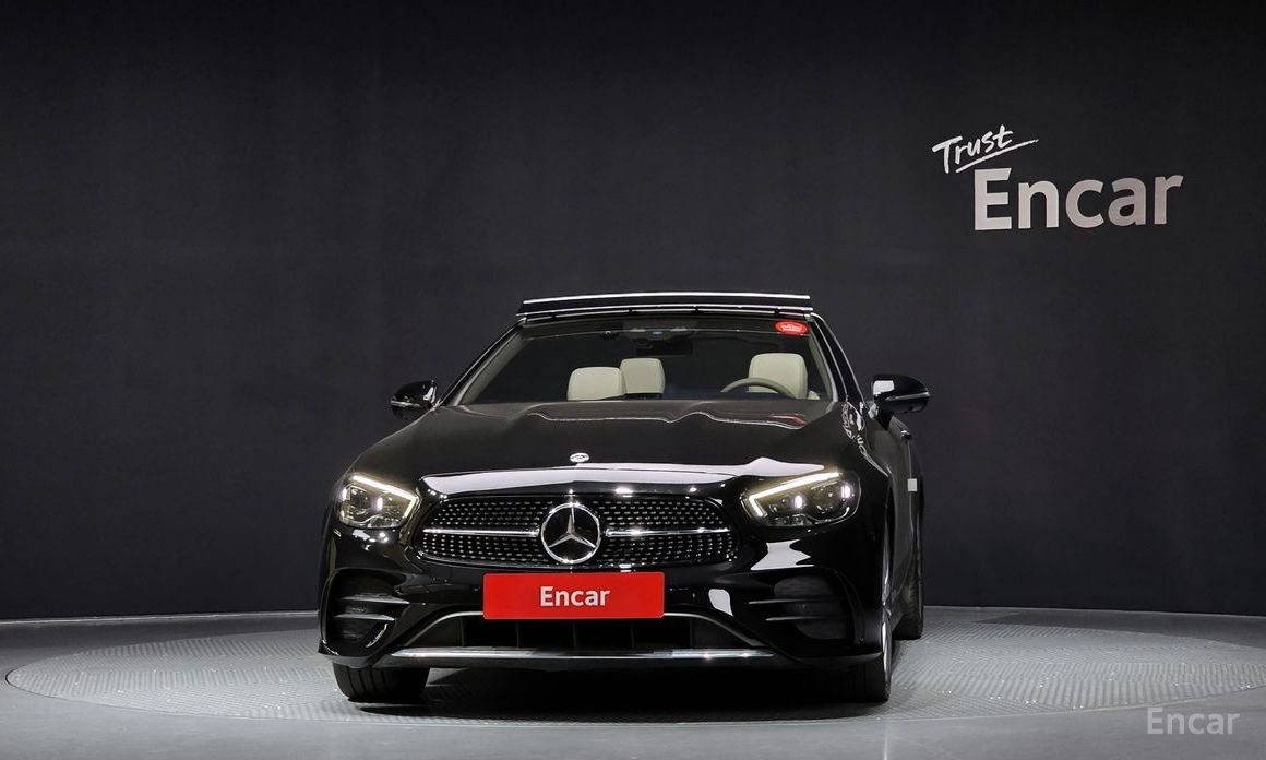  Mercedes-Benz E-Class