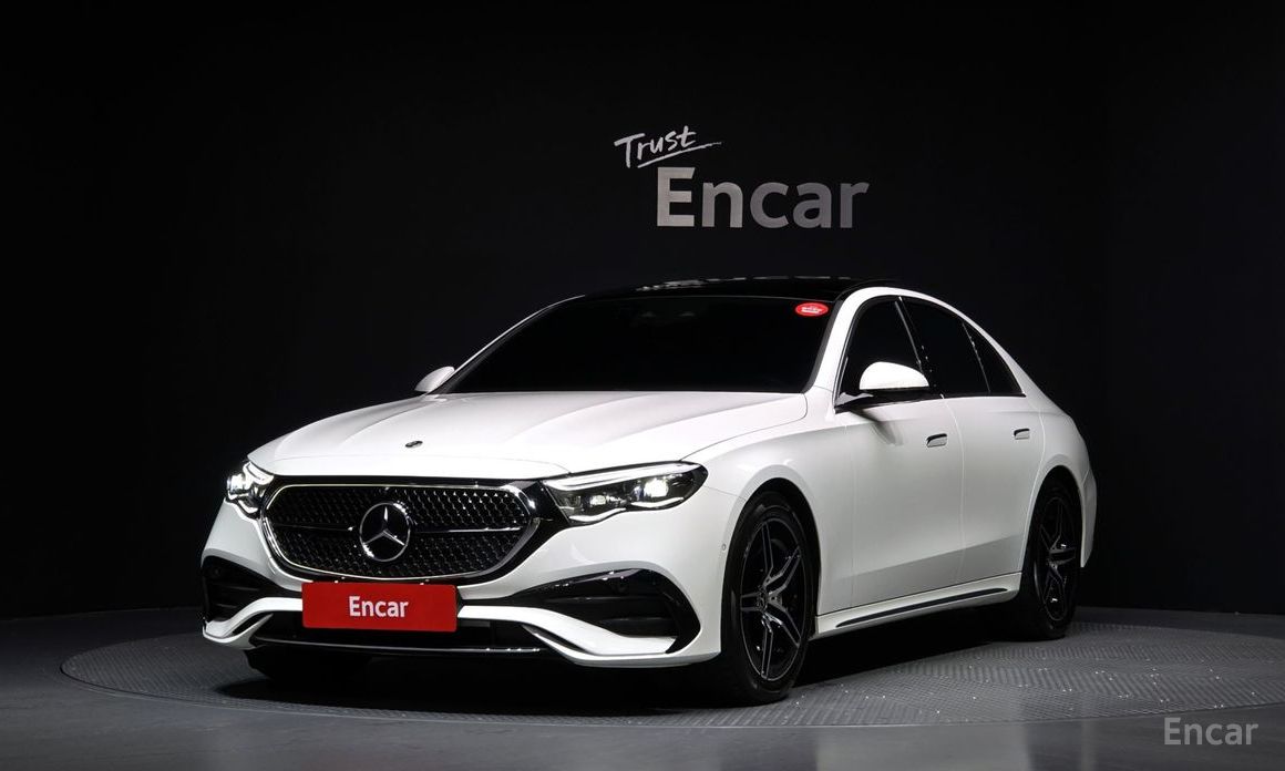  Mercedes-Benz E-Class