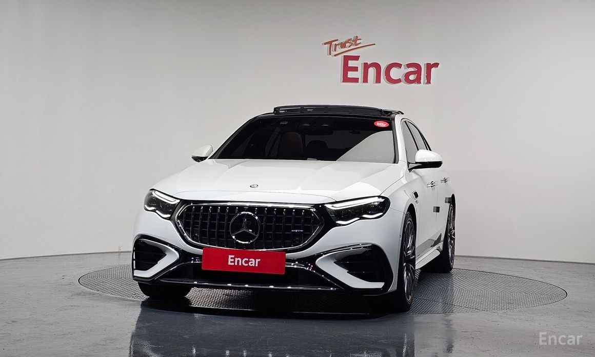  Mercedes-Benz E-Class