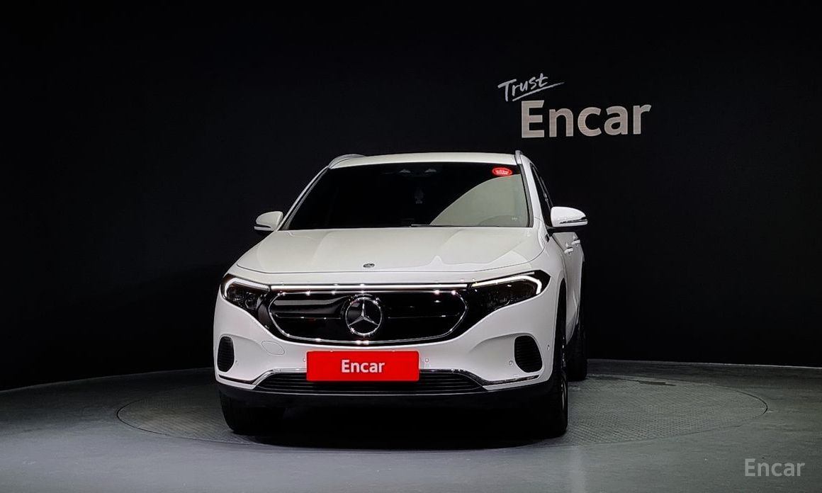  Mercedes-Benz EQA