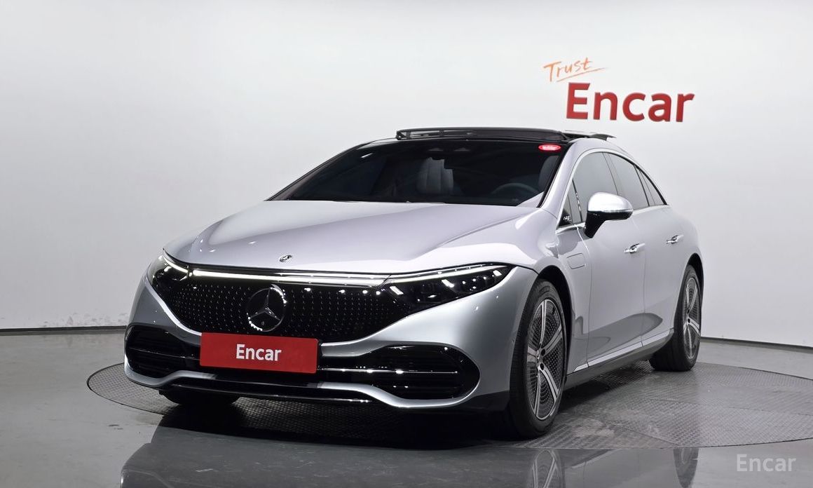  Mercedes-Benz EQS