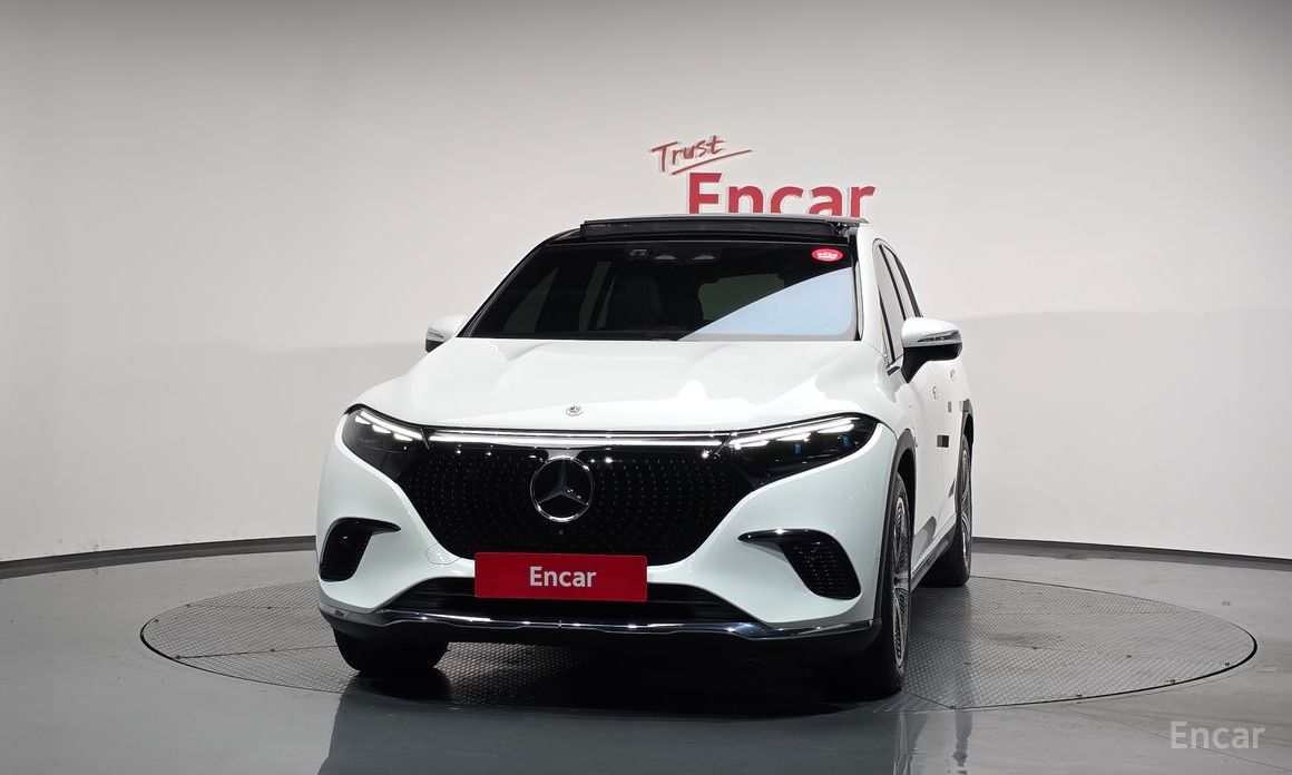  Mercedes-Benz EQS