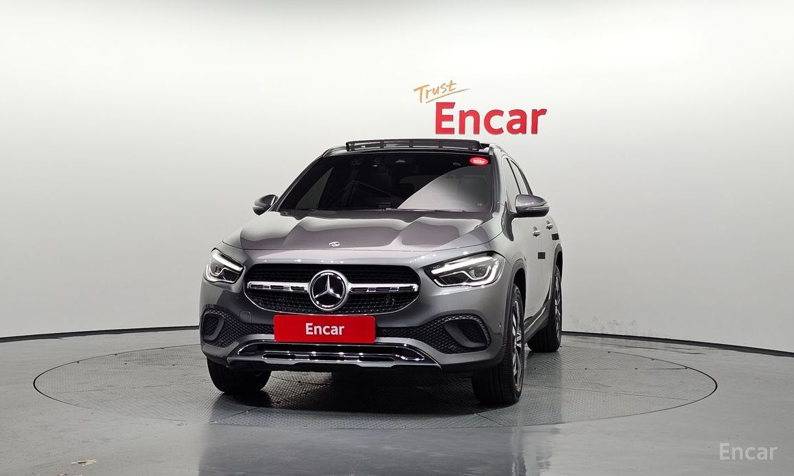  Mercedes-Benz GLA-Class