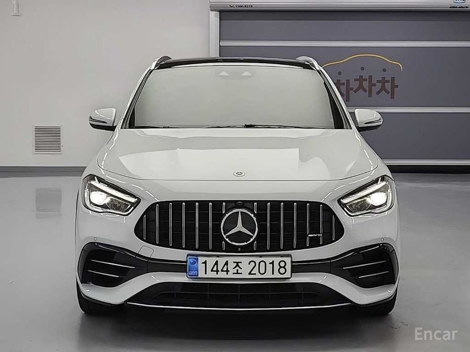  Mercedes-Benz GLA-Class