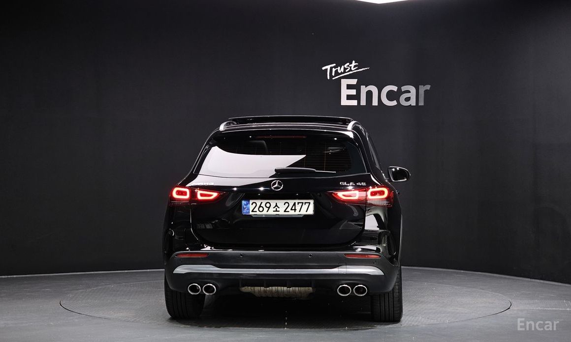  Mercedes-Benz GLA-Class